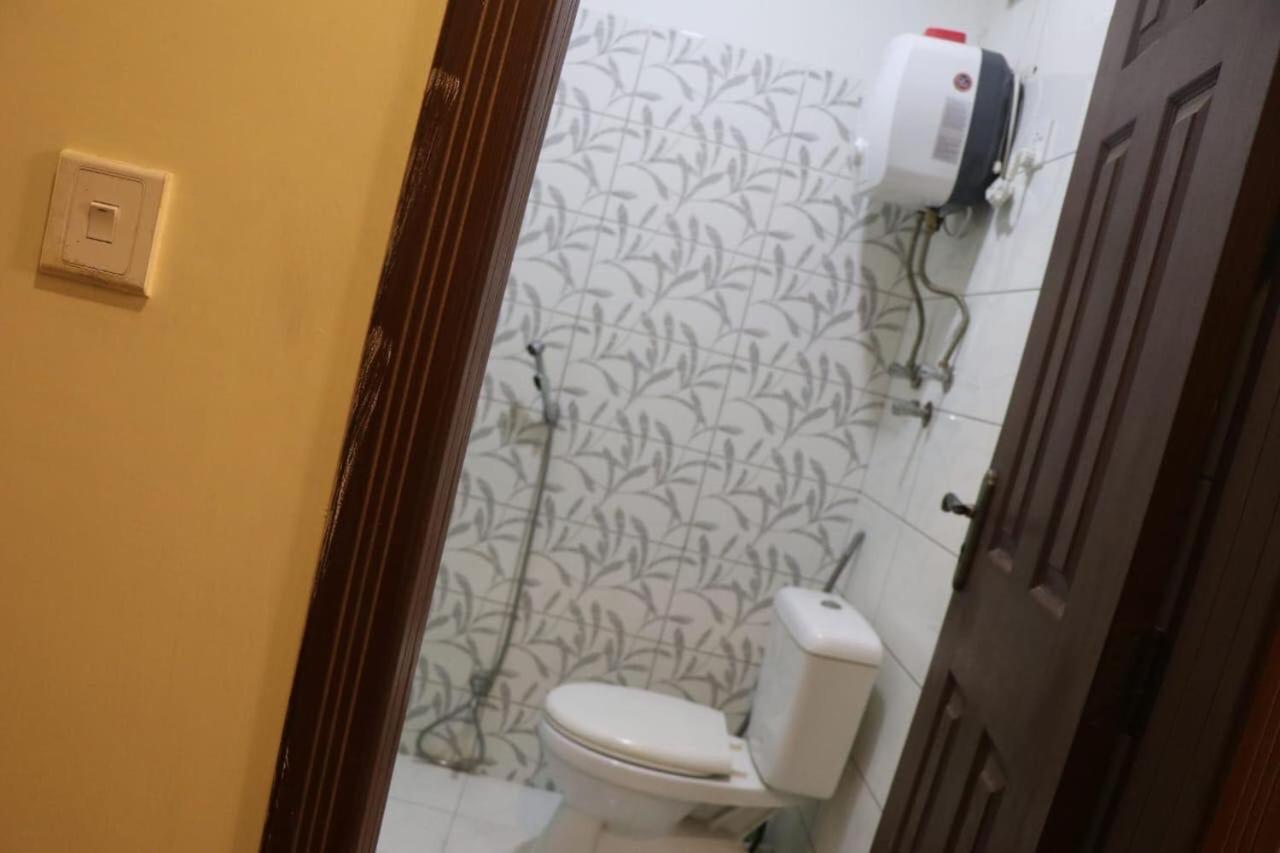 Cozy Studio Apartment In Bahria Town Rawalpindi Exterior photo
